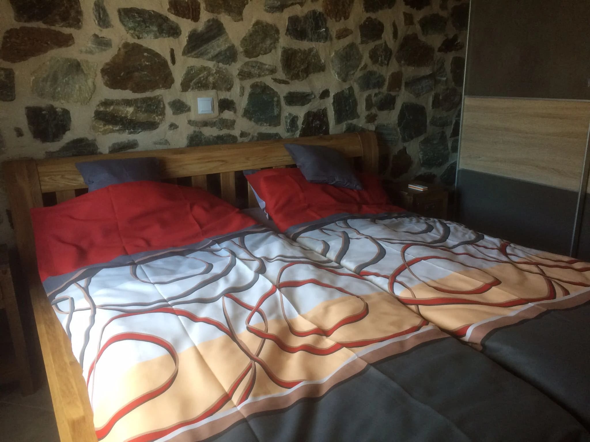 Gallery image 12 for Stone Houses 1