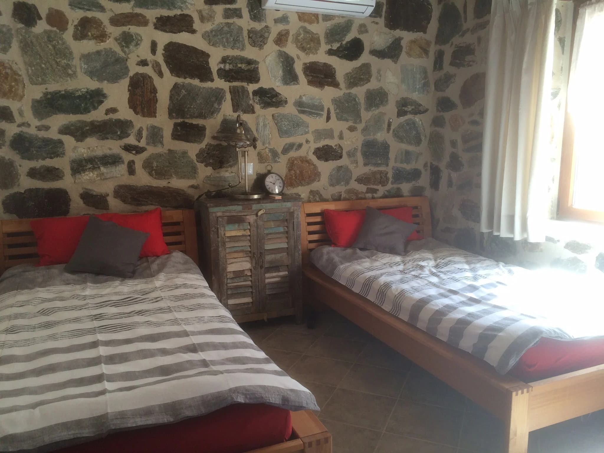 Gallery image 14 for Stone Houses 1