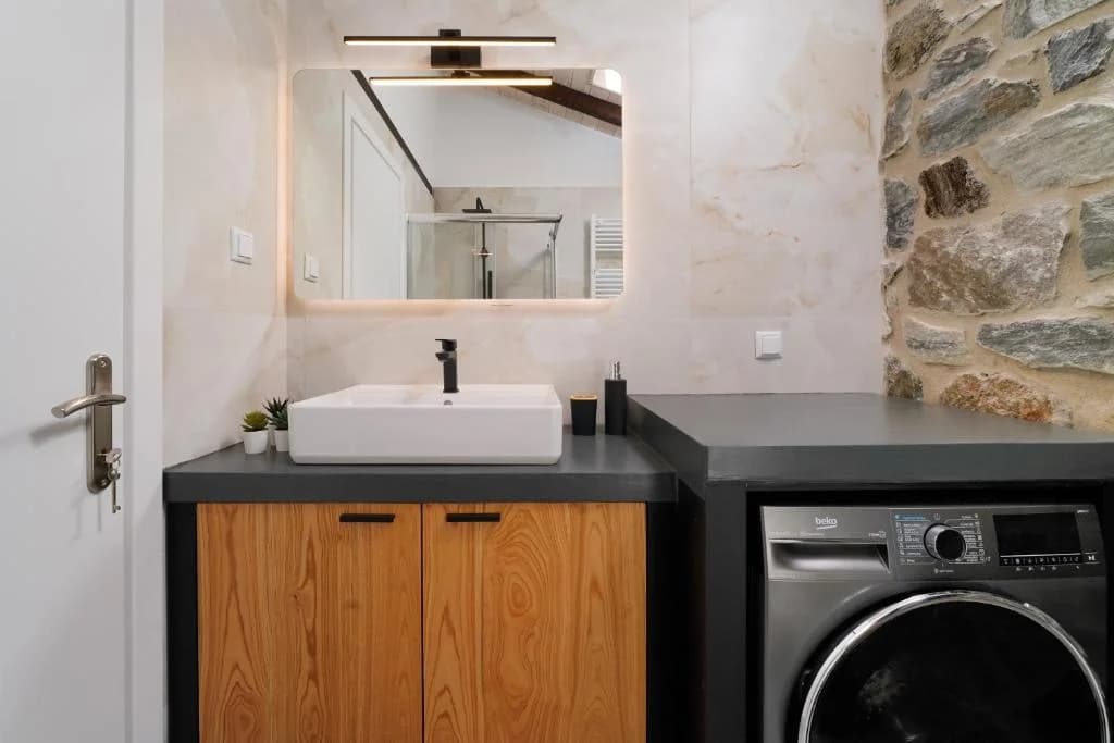 Gallery image 10 for Stone Houses 3