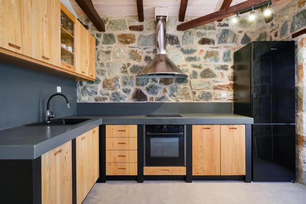 Gallery image 17 for Stone Houses 3