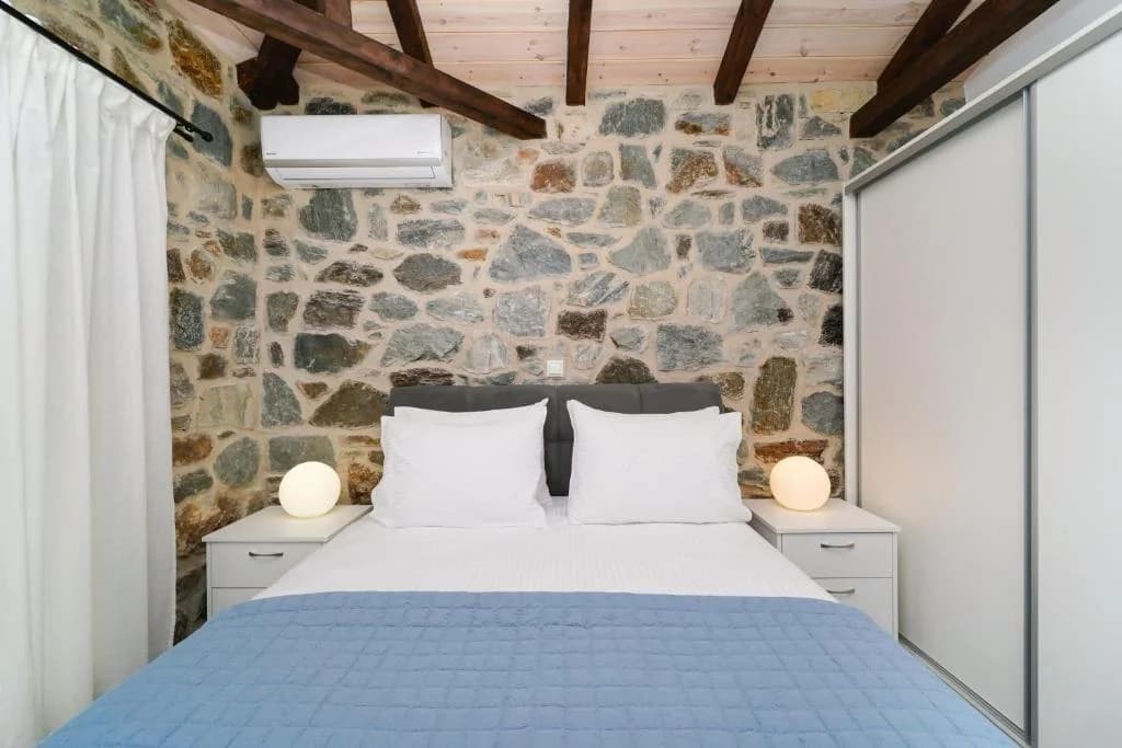 Gallery image 7 for Stone Houses 3